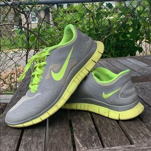 Nike Free 4.0 V2’s